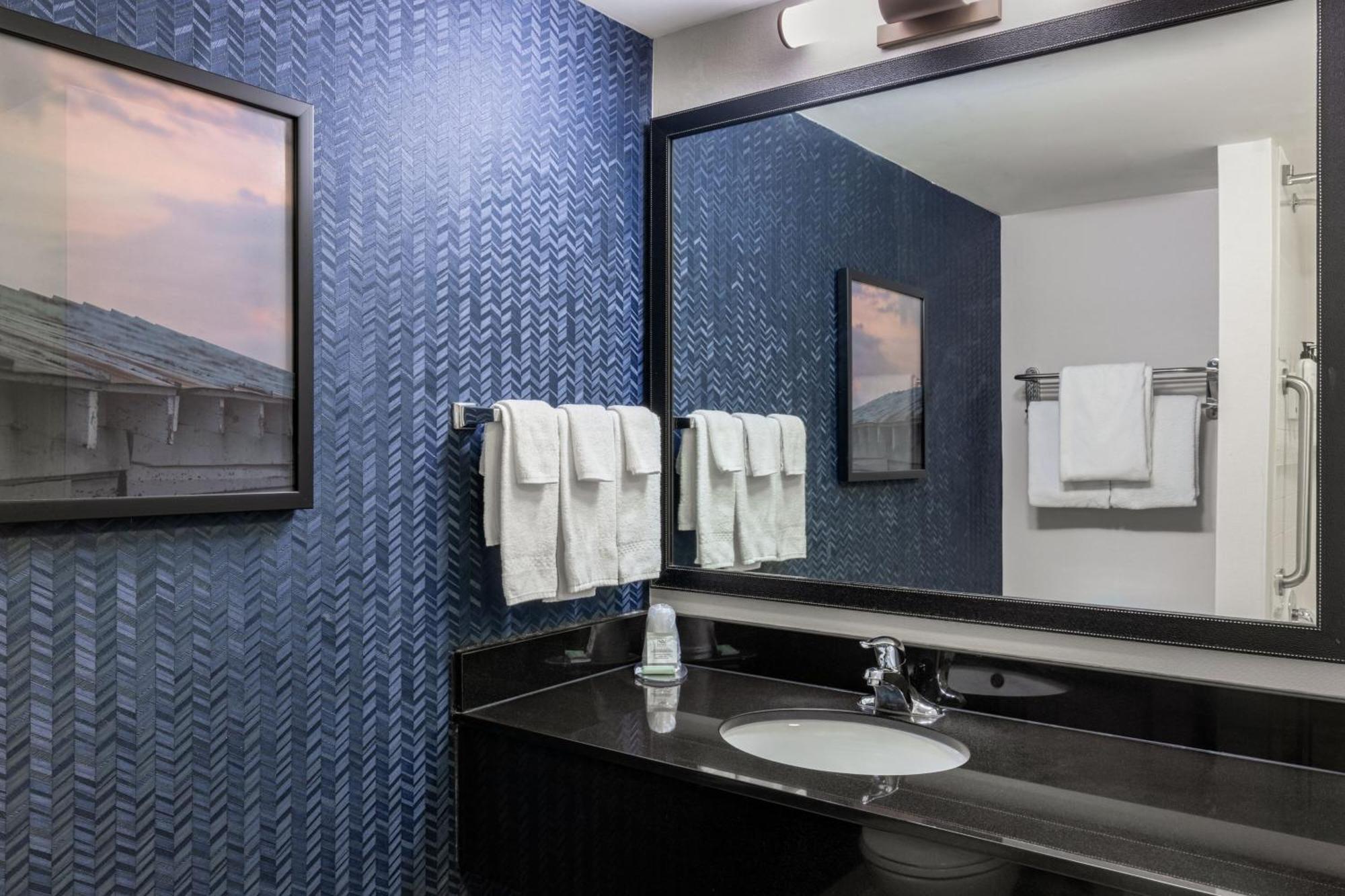 Fairfield Inn & Suites By Marriott Smithfield Luaran gambar