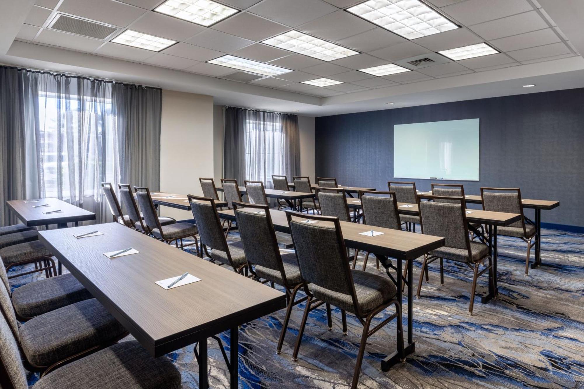 Fairfield Inn & Suites By Marriott Smithfield Luaran gambar